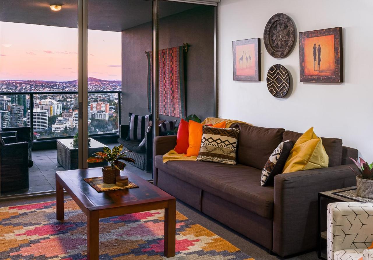 African Escape On Level 38 - Balcony With Views Брисбен Экстерьер фото